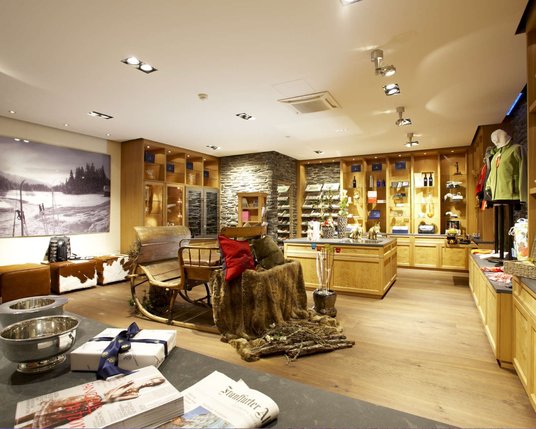 Hotelshop Einblick in den eigenen Shop des Leading Hotels