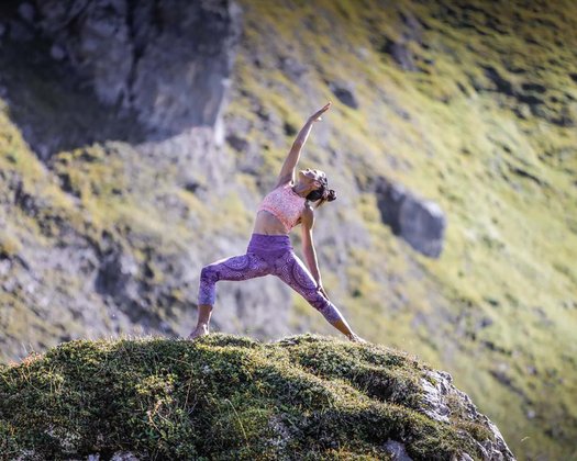 ©Carry Yoga in den Tiroler Bergen
