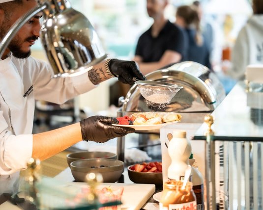 Sonntagsbrunch im ©Interalpen-Hotel Tyrol