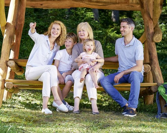 Familienurlaub im Interalpen-Hotel Zyrol Familienurlaub im Interalpen-Hotel Tyrol