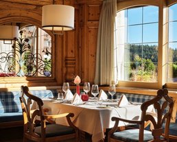 Tiroler Stube, Interalpen-Hotel Tyrol Tiroler Stube, Interalpen-Hotel Tyrol